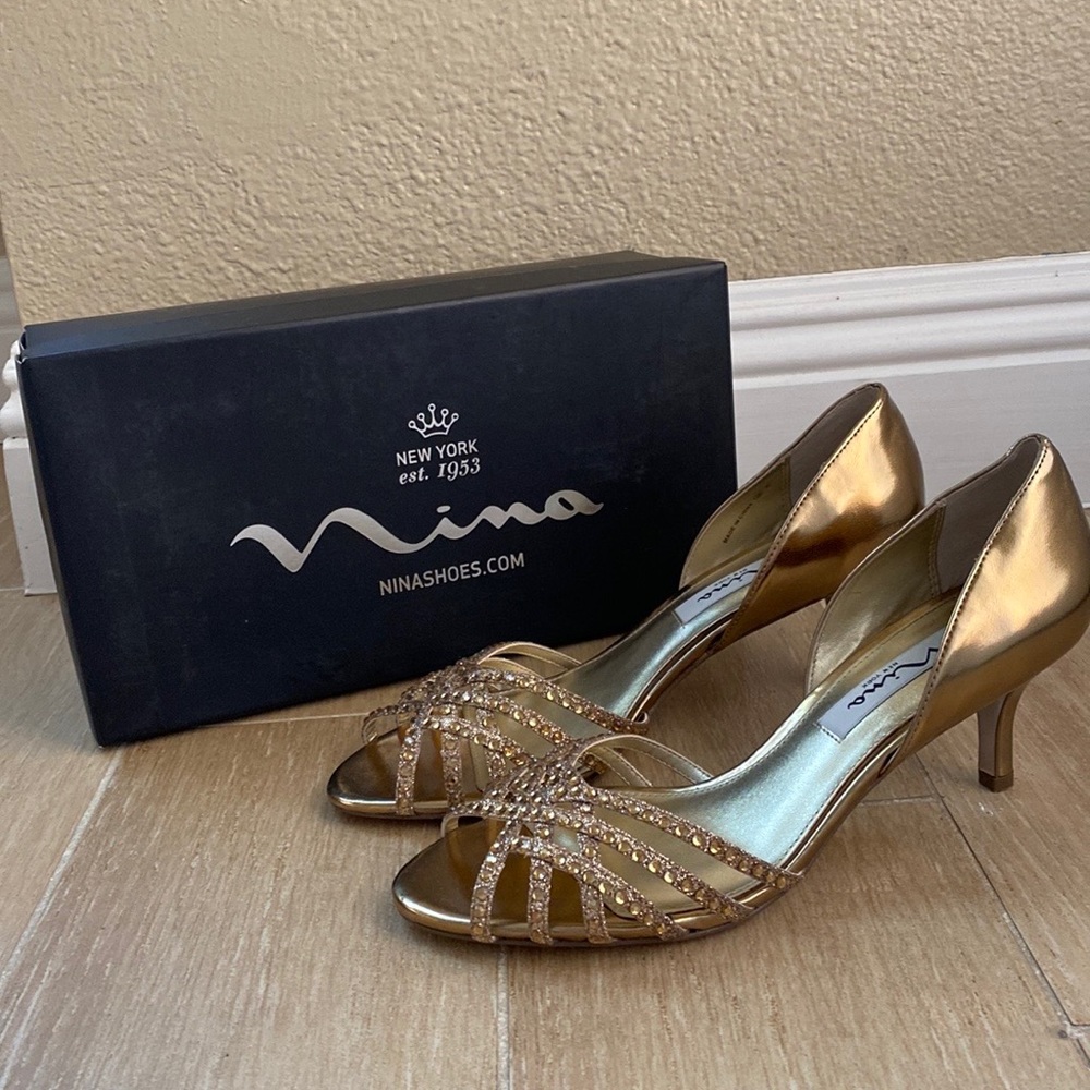 Womens Bronze Heels Size 7.5